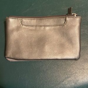 💫 Silver Gray Clutch